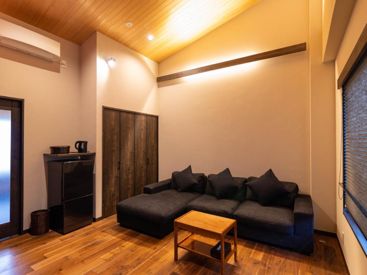 Hotel Shirakaba à Nozawaonsen Extérieur photo
