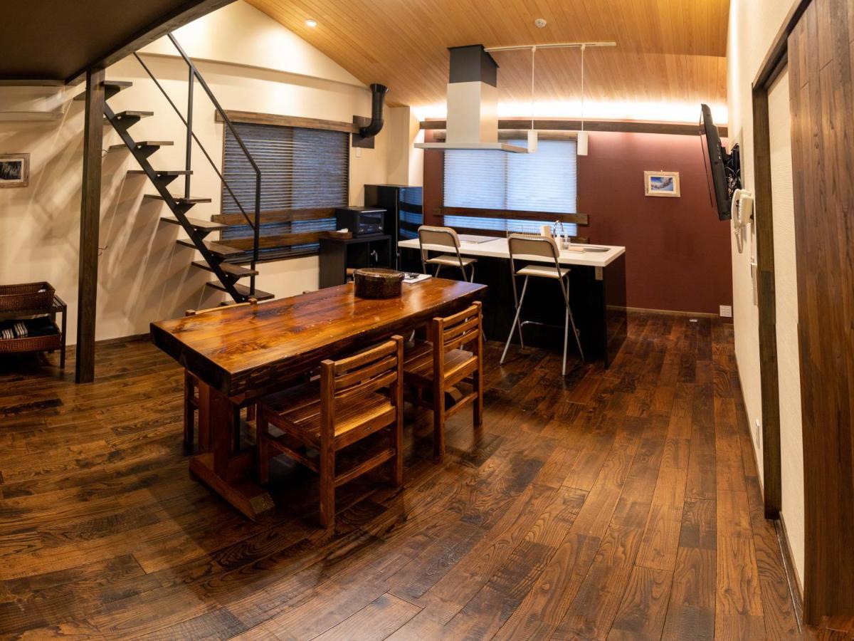 Hotel Shirakaba à Nozawaonsen Extérieur photo