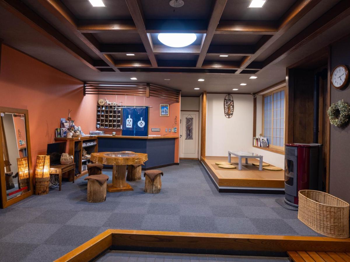 Hotel Shirakaba à Nozawaonsen Extérieur photo